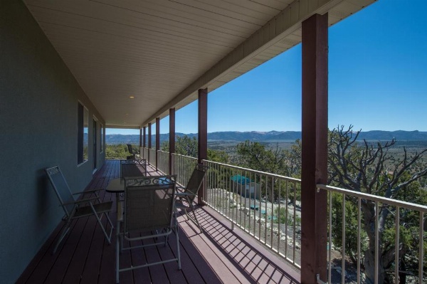 Ridgetop Hideaway image 16